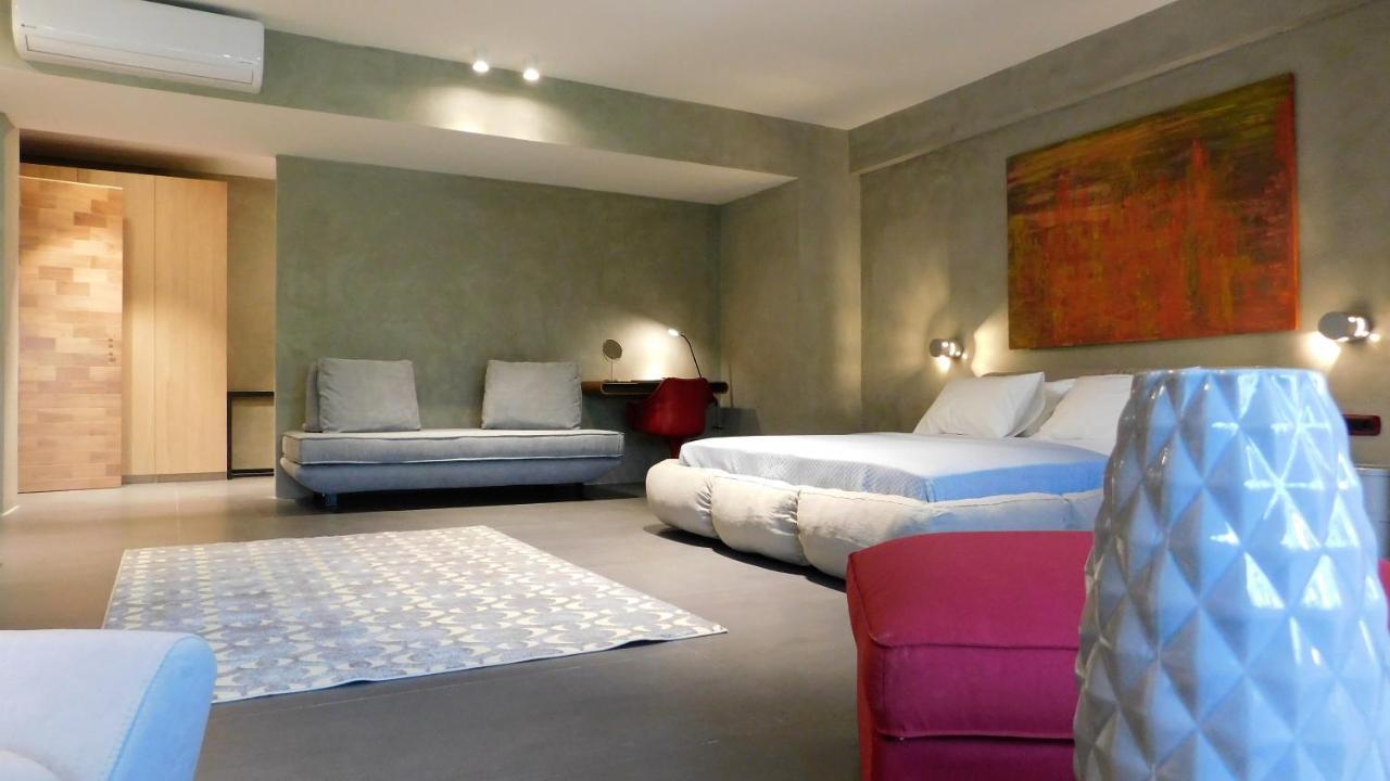 אתונה 101 Adrianou Apartments מראה חיצוני תמונה